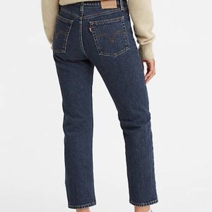 Levi’s Wedgie Straight Jeans size 27